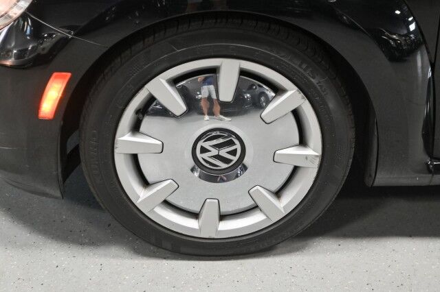 2012 Volkswagen Beetle 2dr Coupe Chicago IL