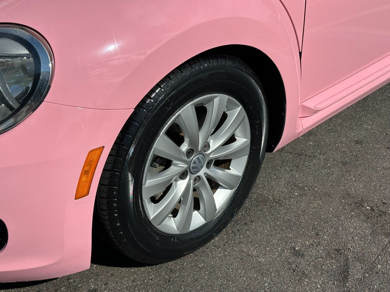 2012 Volkswagen Beetle 2dr Cpe Auto 2.5L PZEV Jacksonville FL