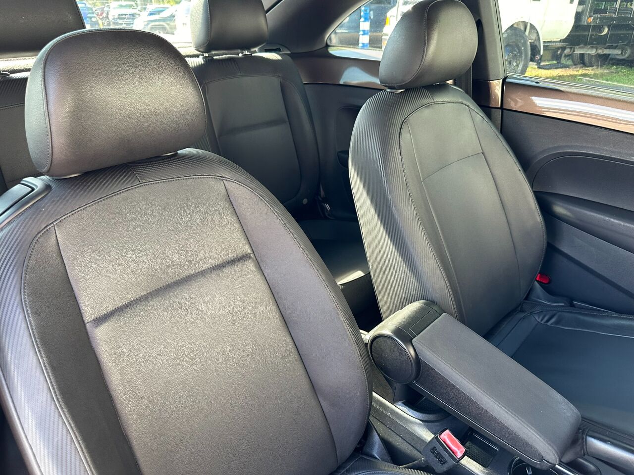 2012 Volkswagen Beetle 2dr Cpe Auto 2.5L PZEV Jacksonville FL