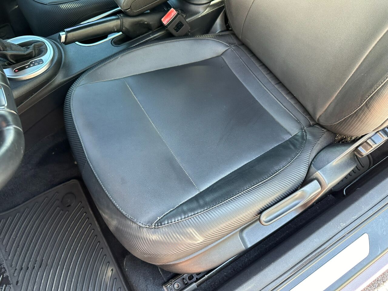 2012 Volkswagen Beetle 2dr Cpe Auto 2.5L PZEV Jacksonville FL