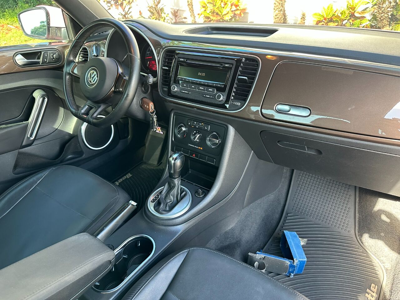 2012 Volkswagen Beetle 2dr Cpe Auto 2.5L PZEV Jacksonville FL