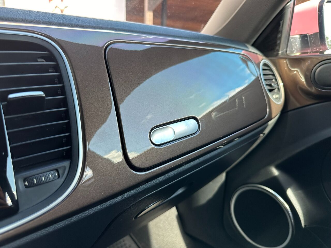 2012 Volkswagen Beetle 2dr Cpe Auto 2.5L PZEV Jacksonville FL