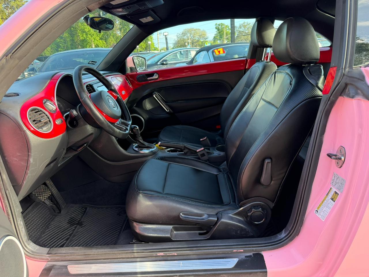 2012 Volkswagen Beetle 2dr Cpe Auto 2.5L PZEV Jacksonville FL