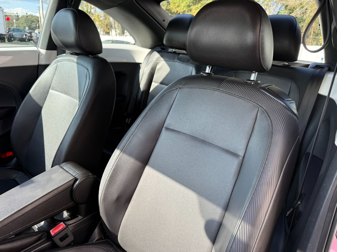 2012 Volkswagen Beetle 2dr Cpe Auto 2.5L PZEV Jacksonville FL