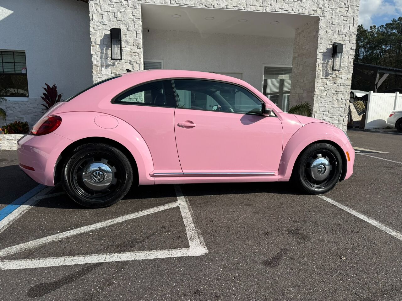 2012 Volkswagen Beetle 2dr Cpe Auto 2.5L PZEV Jacksonville FL