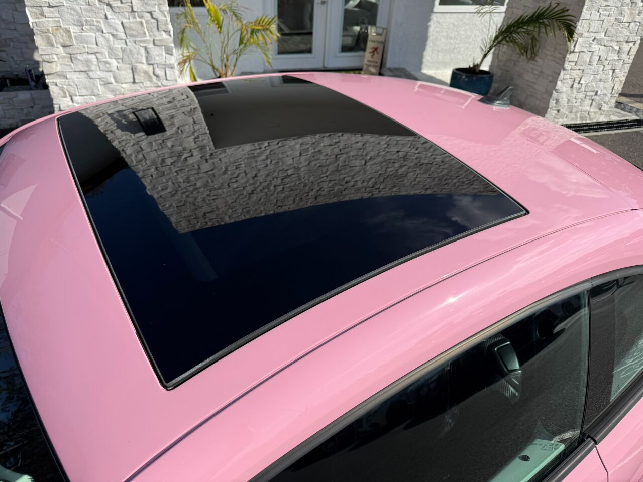 2012 Volkswagen Beetle 2dr Cpe Auto 2.5L PZEV Jacksonville FL