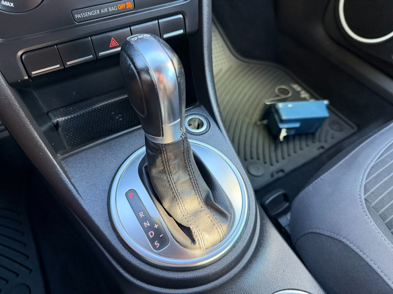 2012 Volkswagen Beetle 2dr Cpe DSG 2.0T Turbo PZEV Jacksonville FL