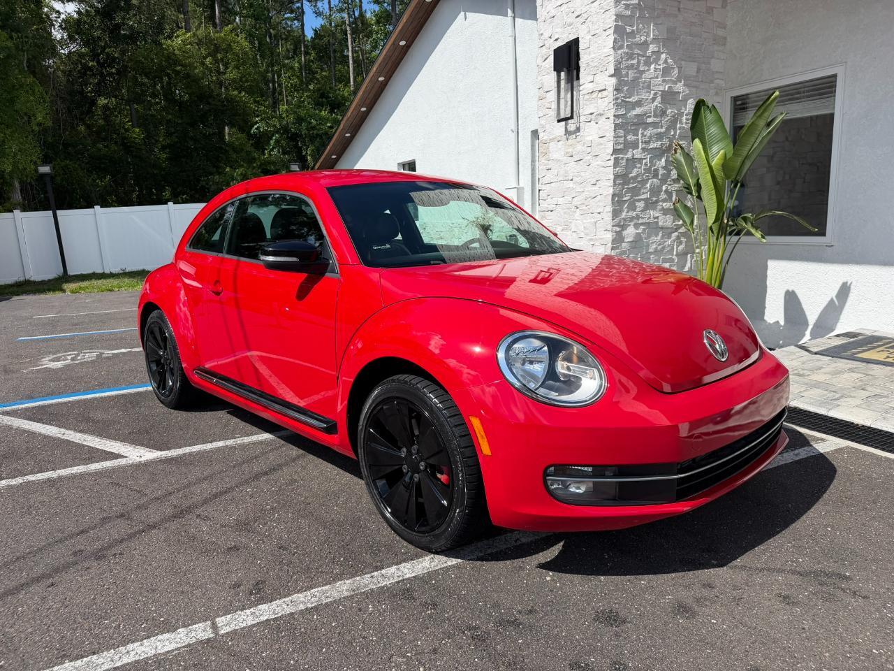 2012 Volkswagen Beetle 2dr Cpe DSG 2.0T Turbo PZEV Jacksonville FL