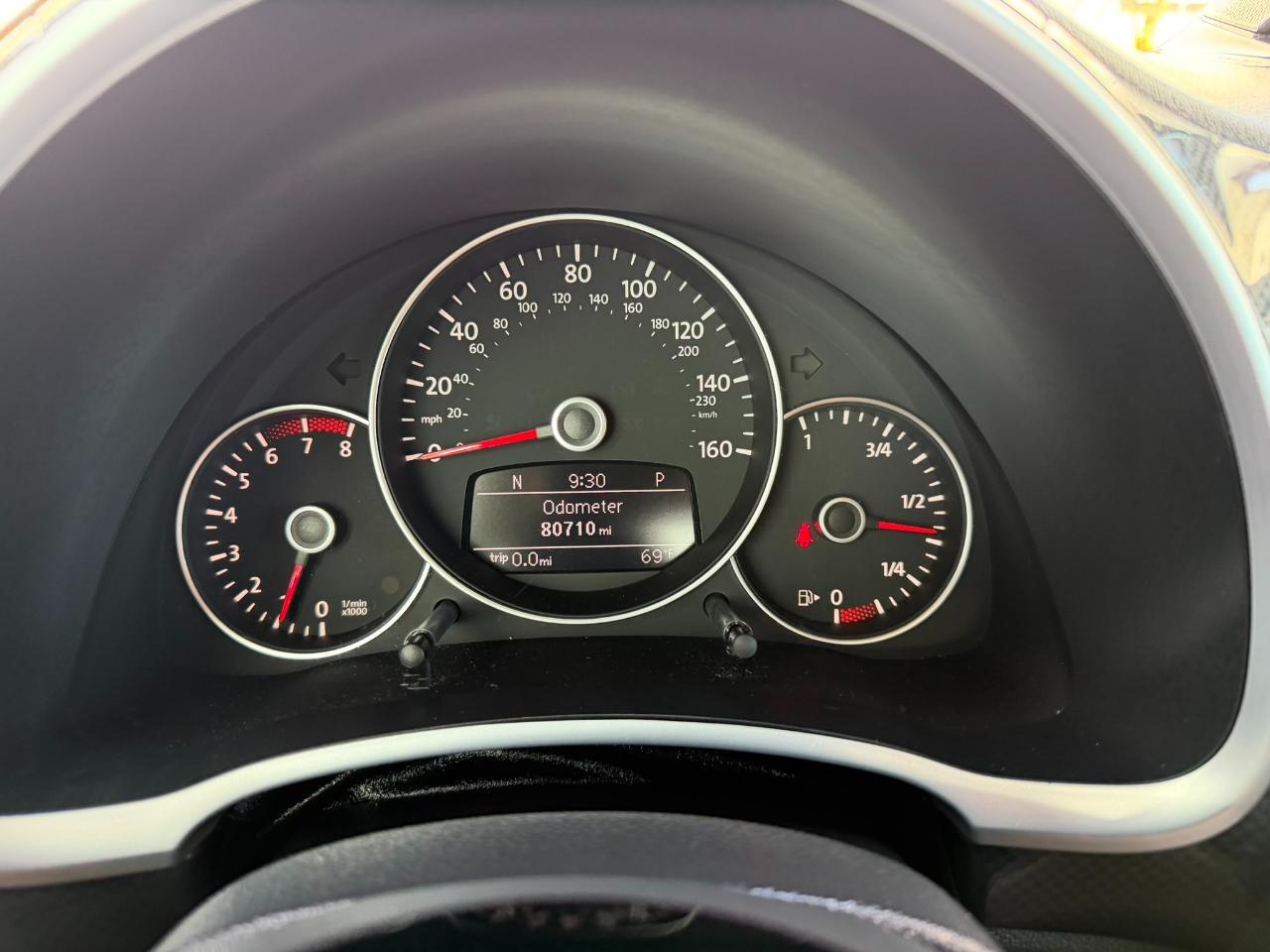 2012 Volkswagen Beetle 2dr Cpe DSG 2.0T Turbo PZEV Jacksonville FL