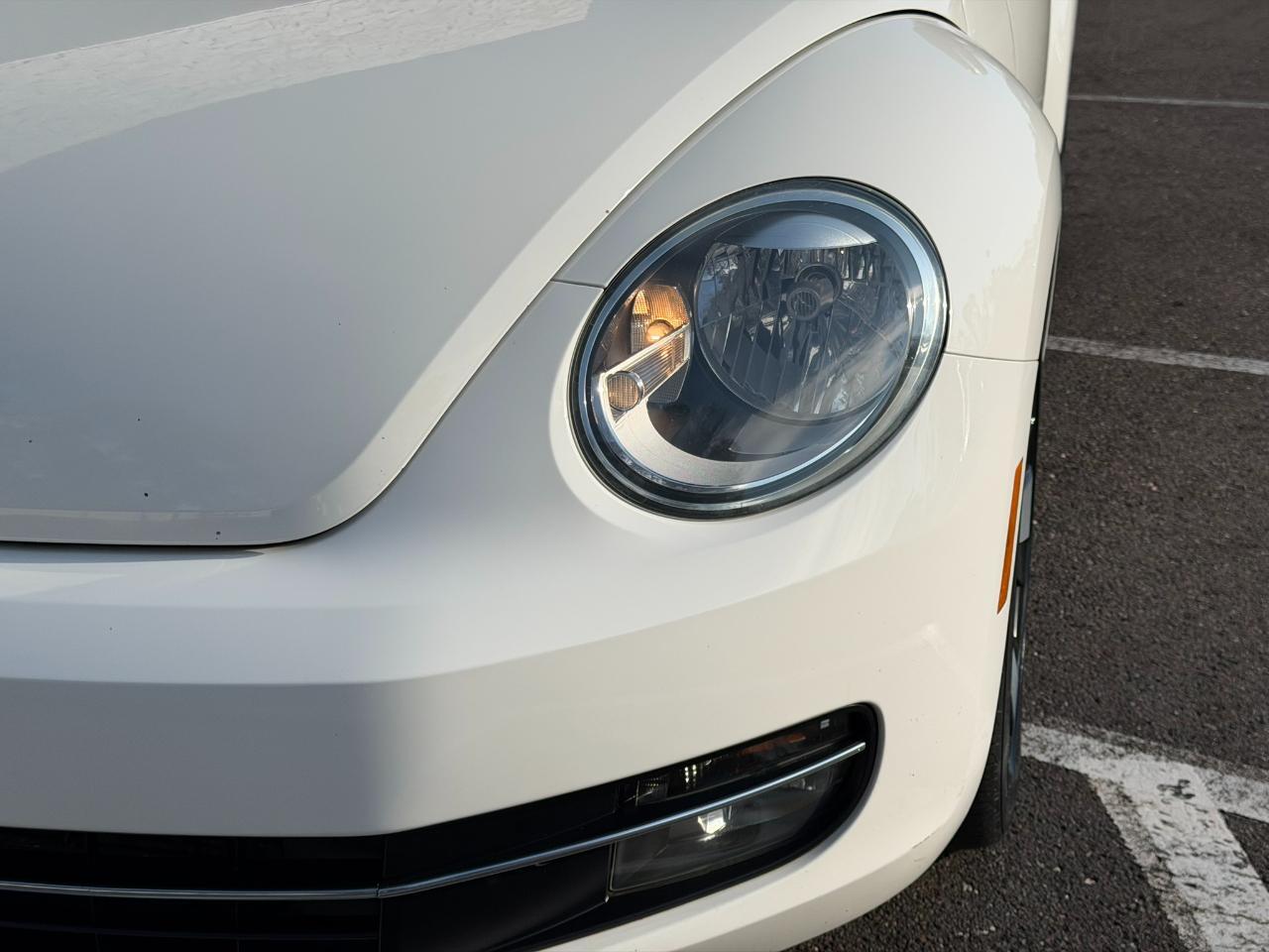 2012 Volkswagen Beetle 2dr Cpe DSG 2.0T Turbo PZEV Jacksonville FL