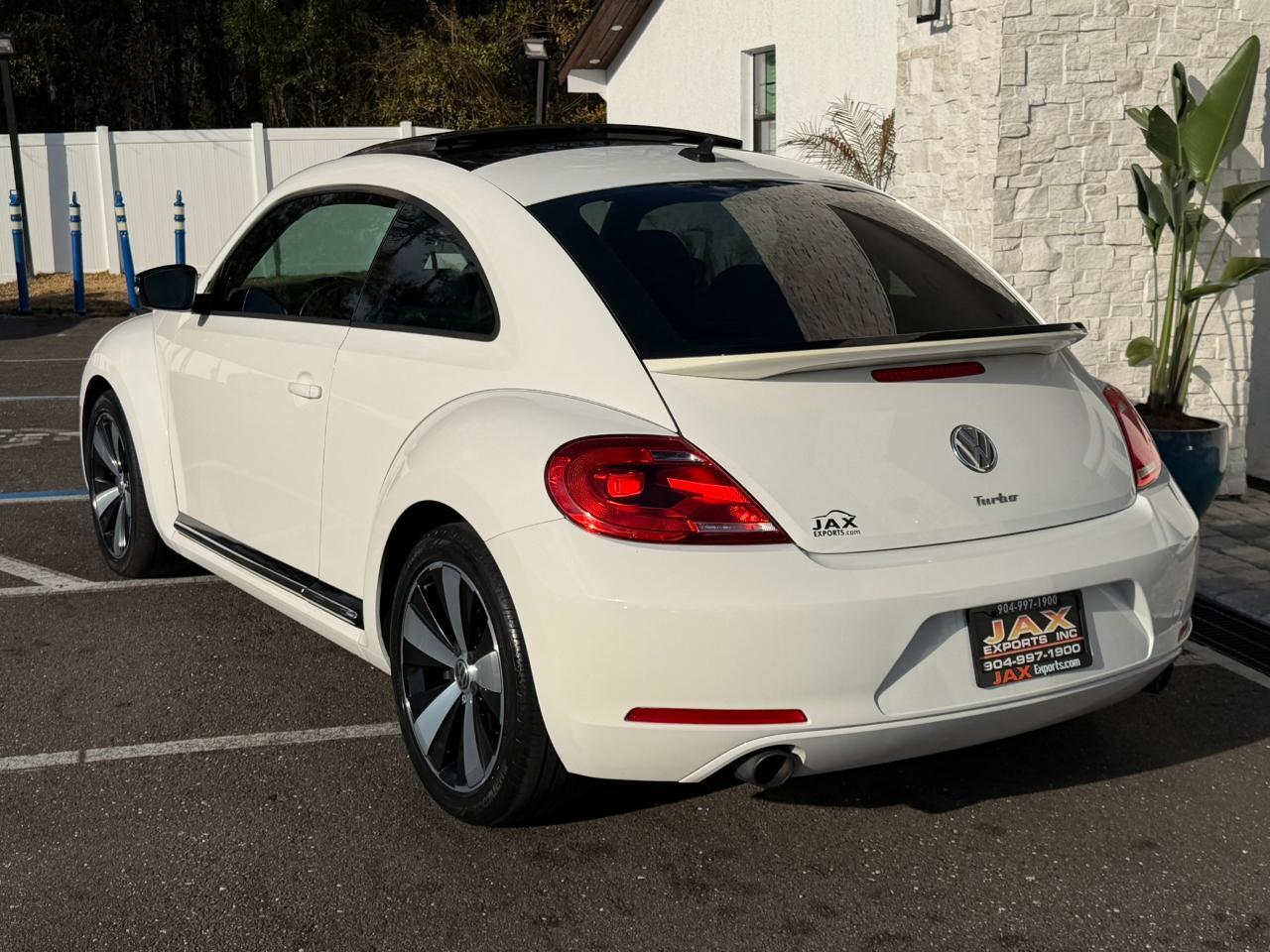 2012 Volkswagen Beetle 2dr Cpe DSG 2.0T Turbo PZEV Jacksonville FL