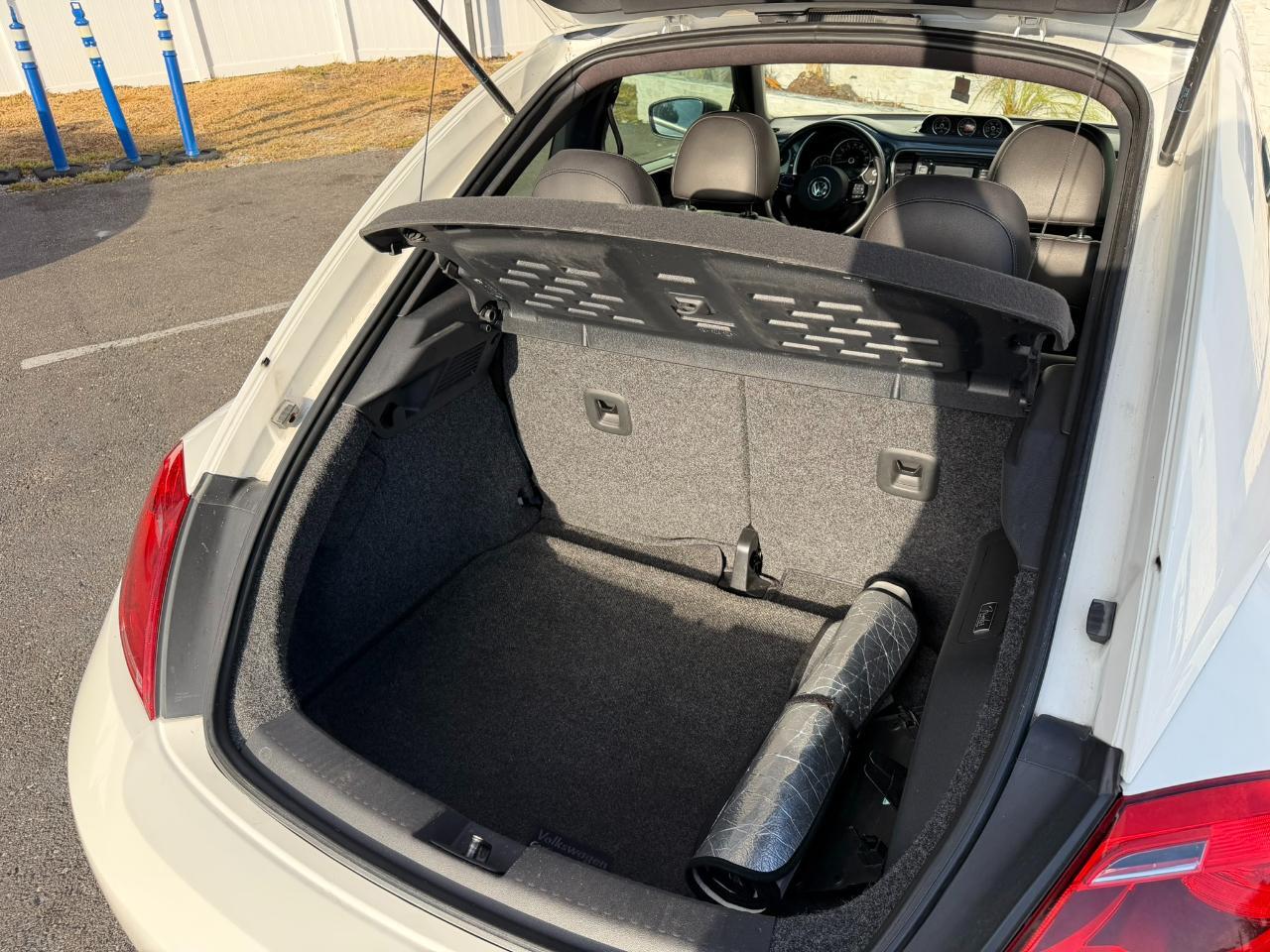 2012 Volkswagen Beetle 2dr Cpe DSG 2.0T Turbo PZEV Jacksonville FL