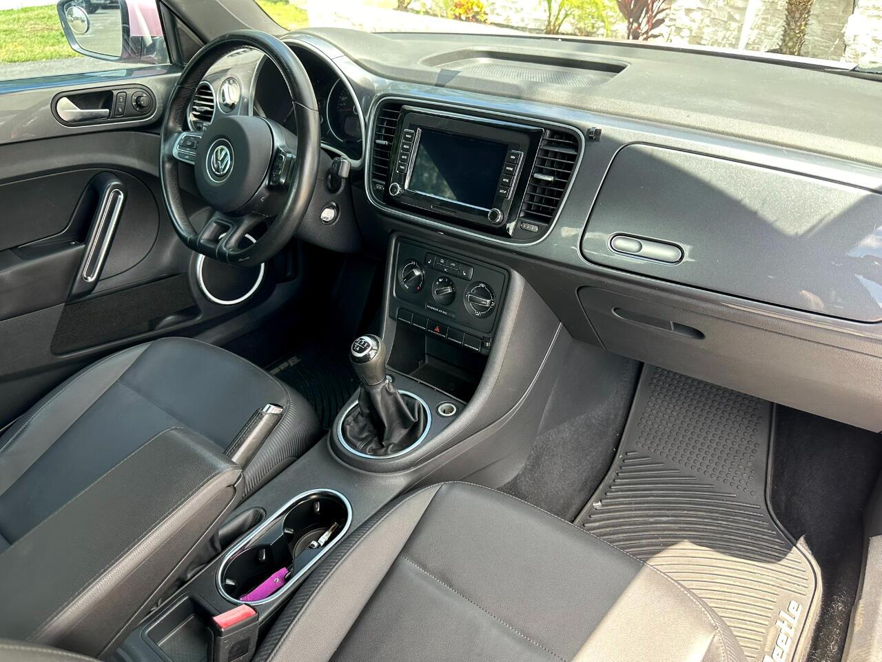 2012 Volkswagen Beetle 2dr Cpe Man 2.5L PZEV Jacksonville FL