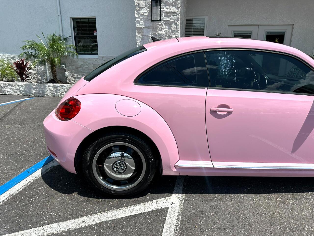 2012 Volkswagen Beetle 2.5L photo 16