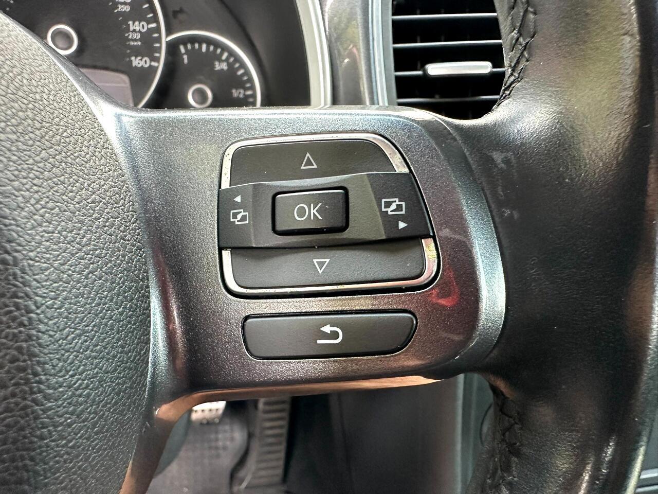 2012 Volkswagen Beetle 2.5L photo 28