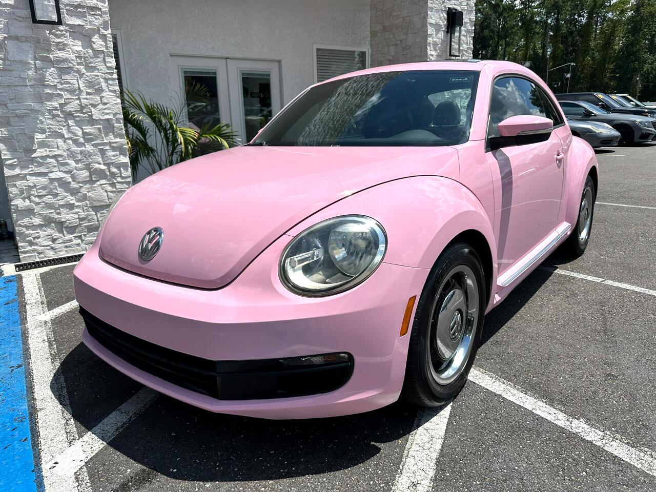 2012 Volkswagen Beetle 2.5L photo 2