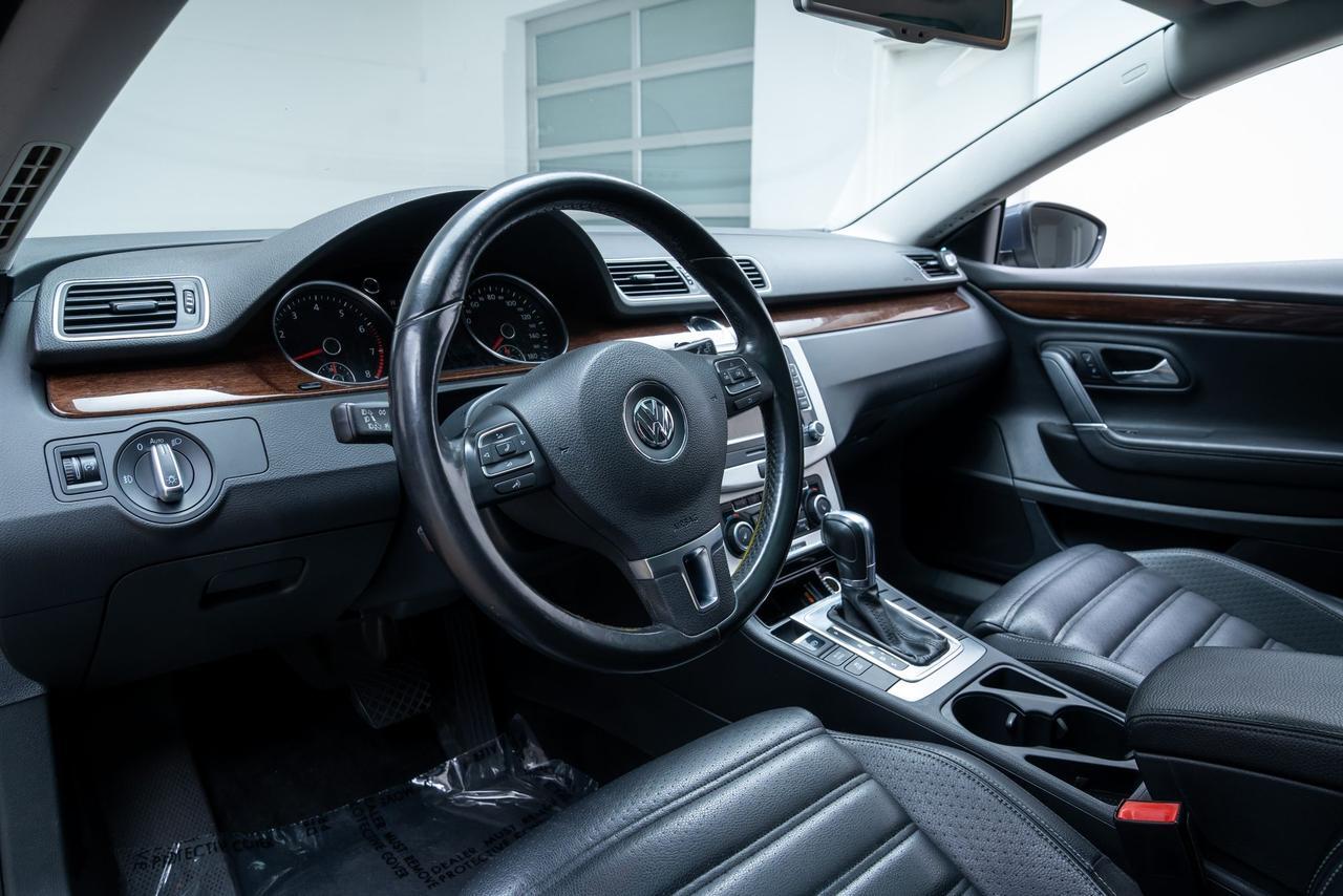 2012 Volkswagen CC Lux Plus Local trade In 31 HWY MPG Portland OR
