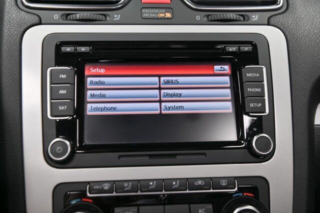 2012 Volkswagen Eos Komfort 2dr Convertible Chicago IL