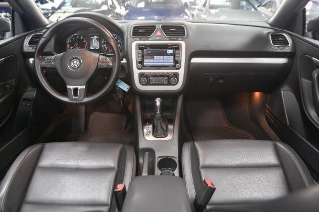 2012 Volkswagen Eos Komfort 2dr Convertible Chicago IL