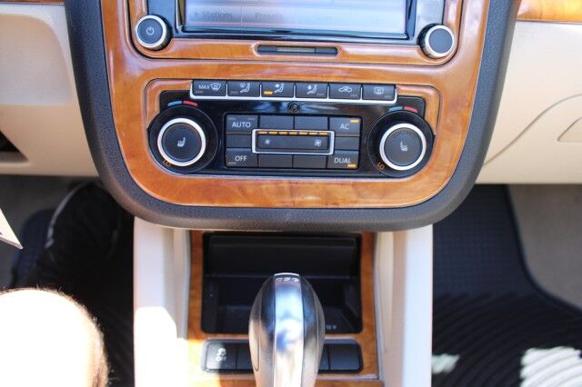 2012 Volkswagen Eos Komfort Melbourne FL