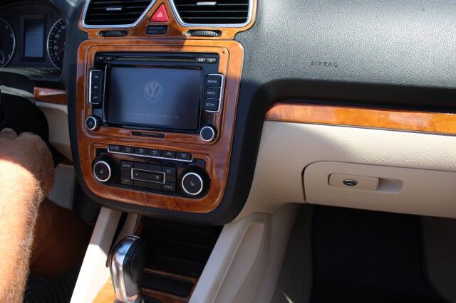 2012 Volkswagen Eos Komfort Melbourne FL