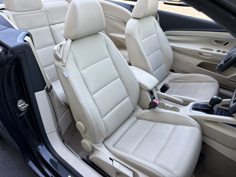 2012 Volkswagen Eos Komfort Willow Grove PA