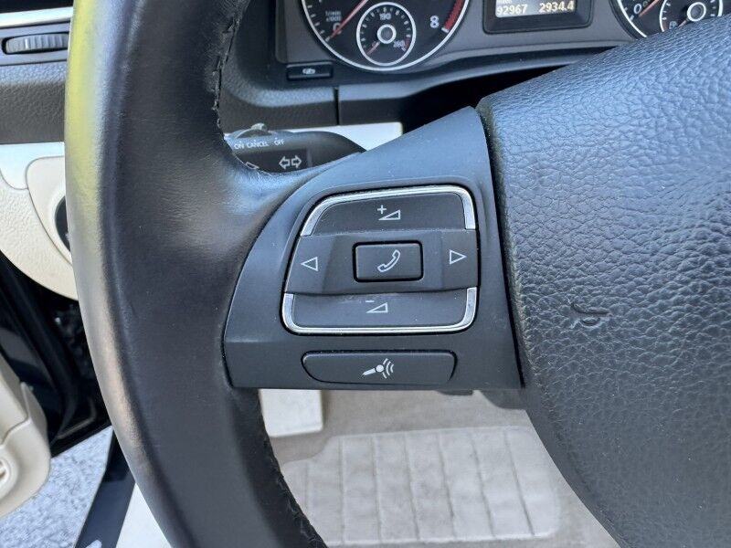 2012 Volkswagen Eos Komfort Willow Grove PA