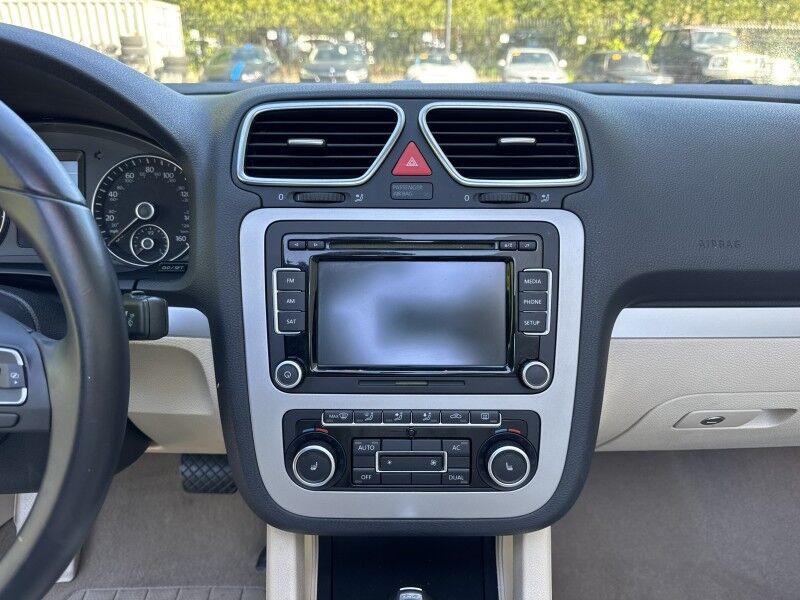 2012 Volkswagen Eos Komfort Willow Grove PA