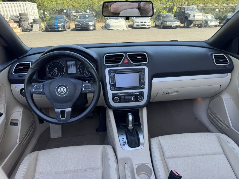 2012 Volkswagen Eos Komfort Willow Grove PA
