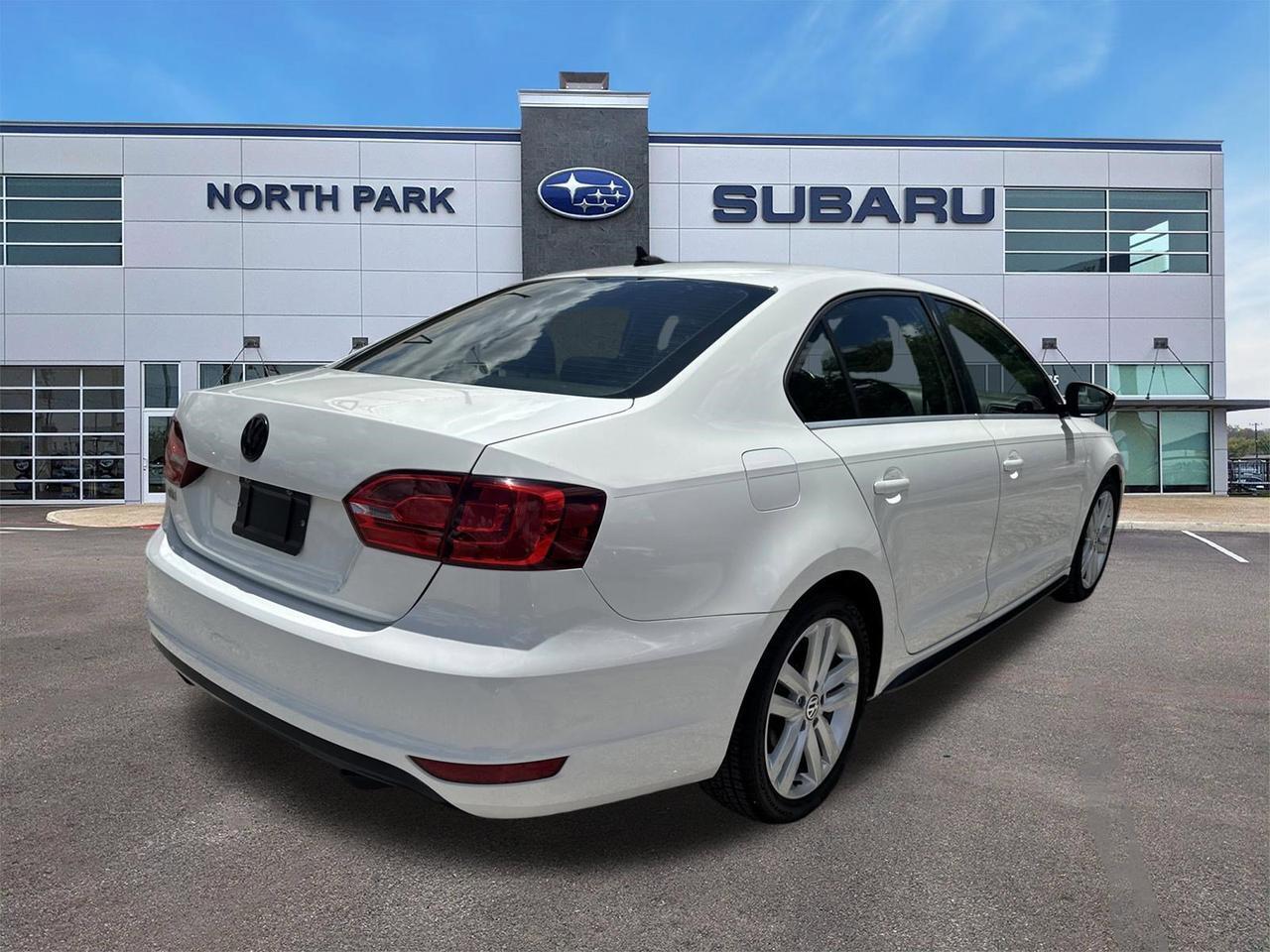 2012 Volkswagen GLI GLI