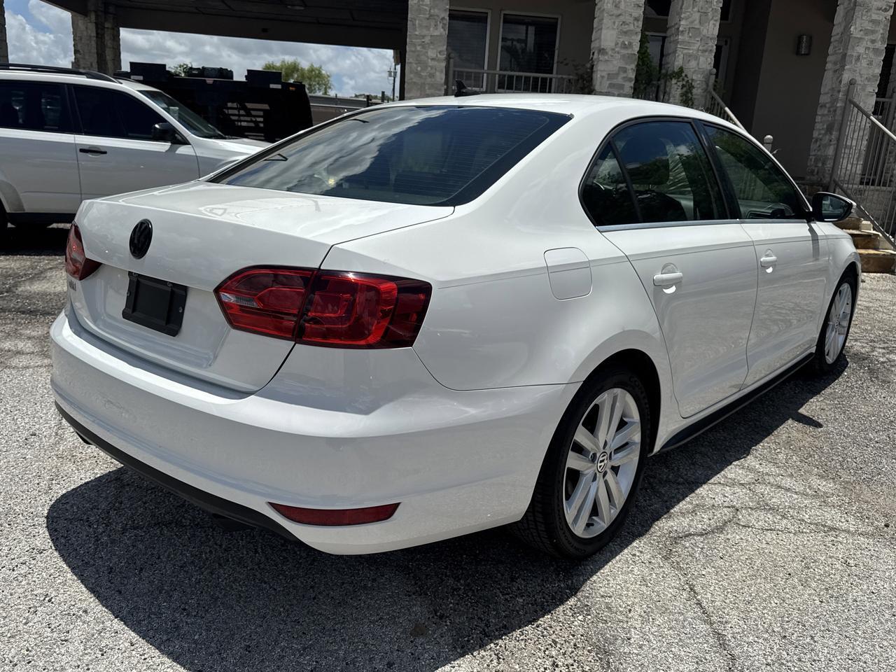 2012 Volkswagen GLI GLI