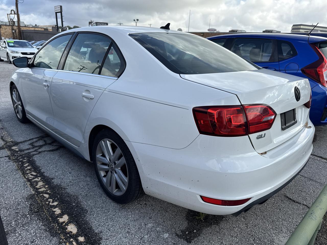 2012 Volkswagen GLI GLI