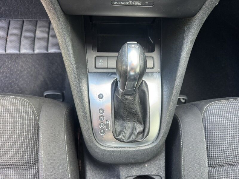 2012 Volkswagen Golf TDI w/Sunroof & Nav Willow Grove PA