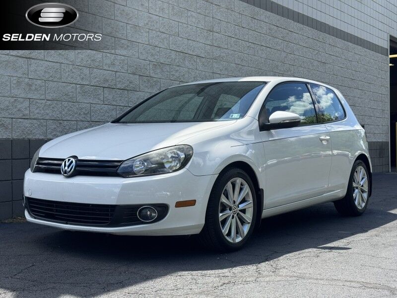 2012 Volkswagen Golf TDI w/Sunroof & Nav
