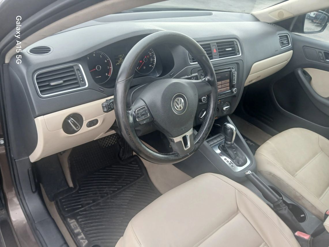 2012 Volkswagen Jetta 2.5L SE Sedan 4D Maitland FL