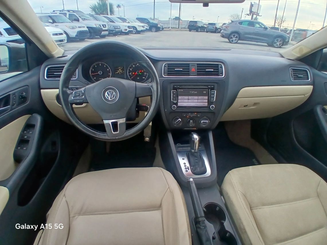 2012 Volkswagen Jetta 2.5L SE Sedan 4D Maitland FL