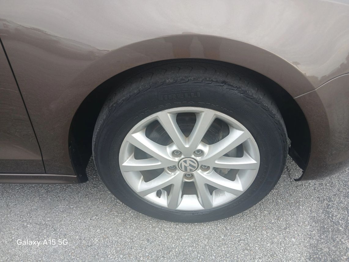 2012 Volkswagen Jetta 2.5L SE Sedan 4D Maitland FL