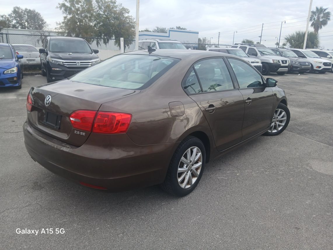 2012 Volkswagen Jetta 2.5L SE Sedan 4D Maitland FL