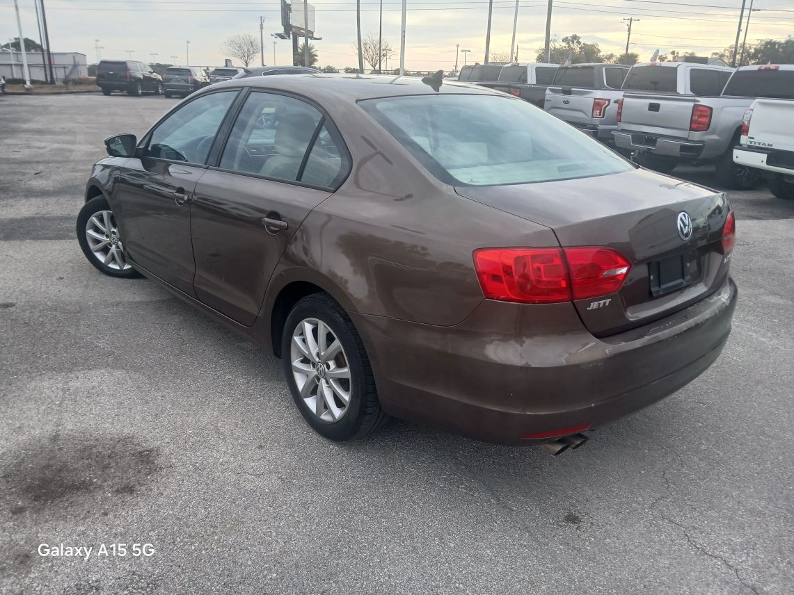 2012 Volkswagen Jetta 2.5L SE Sedan 4D Maitland FL