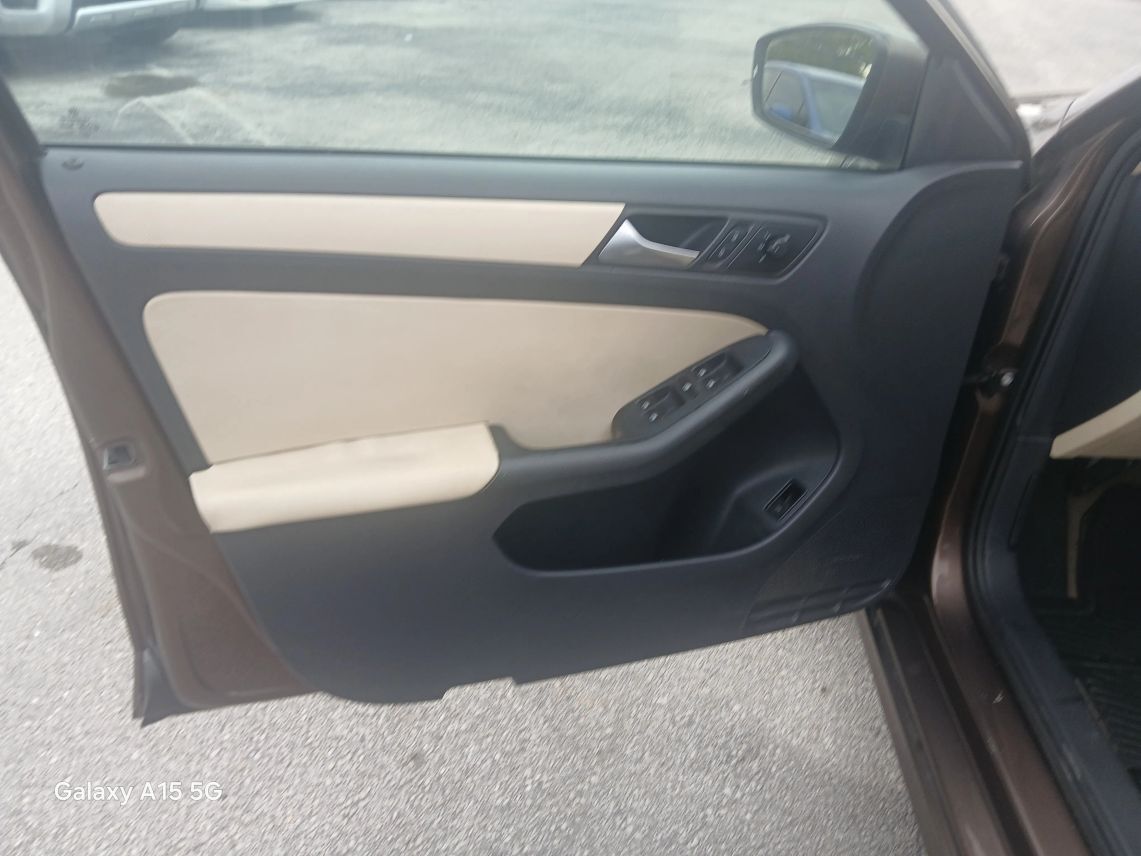 2012 Volkswagen Jetta 2.5L SE Sedan 4D Maitland FL