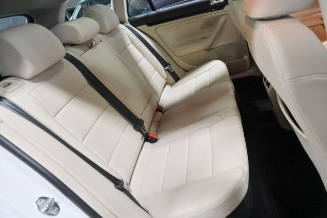 2012 Volkswagen Jetta SE 4dr SportWagen Chicago IL