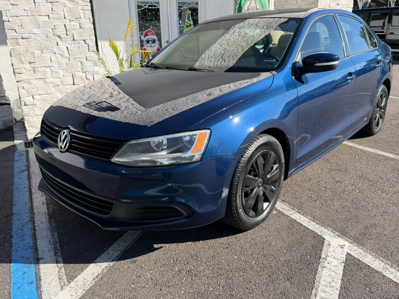 2012 Volkswagen Jetta Sedan 4dr Auto SE