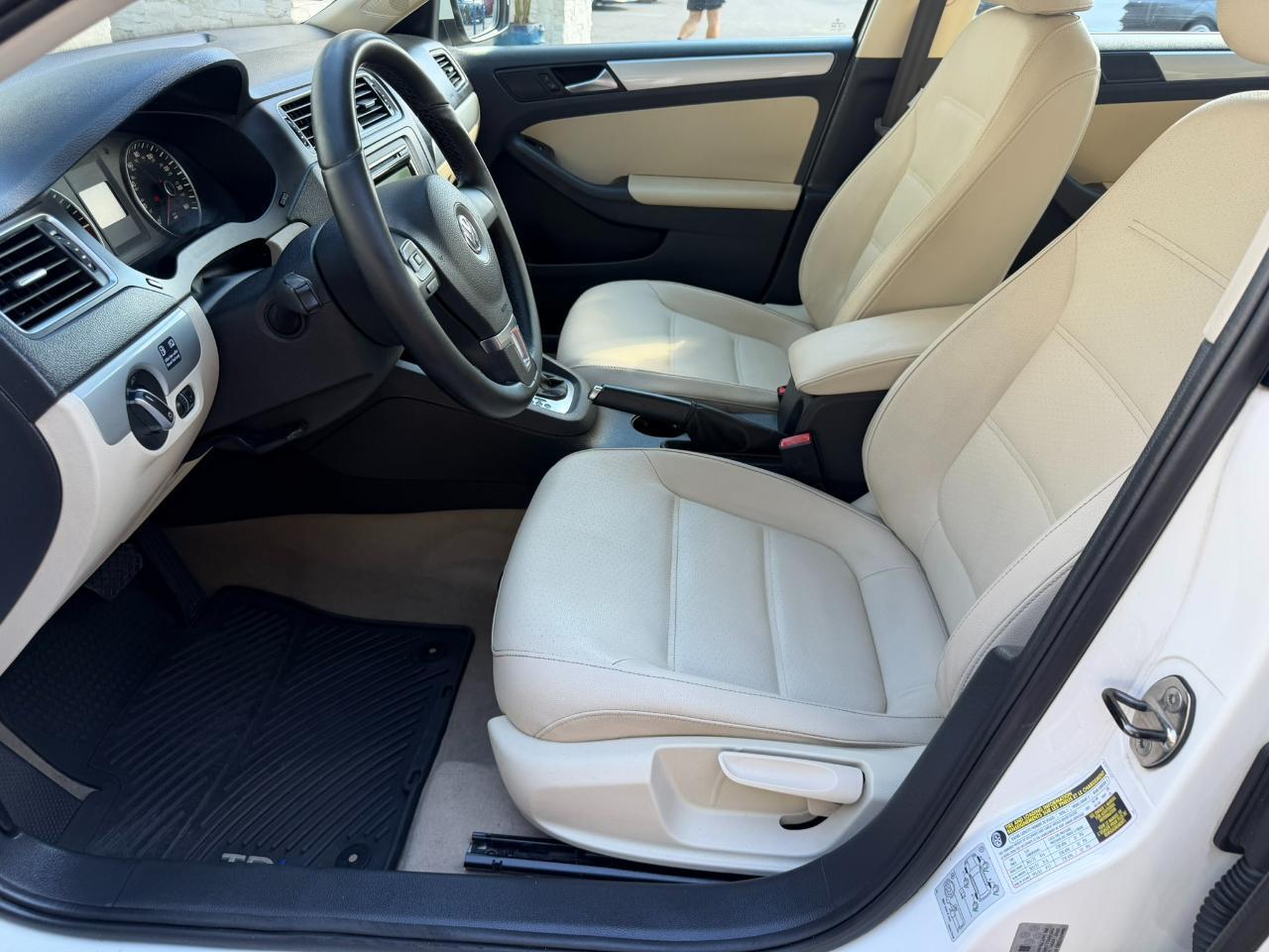 2012 Volkswagen Jetta Sedan 4dr DSG TDI Jacksonville FL