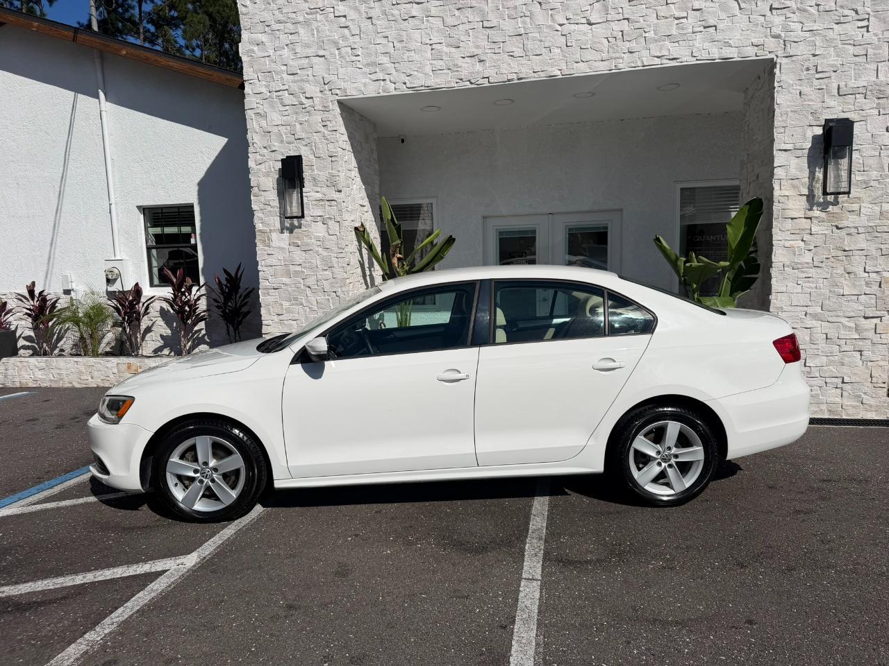 2012 Volkswagen Jetta Sedan 4dr DSG TDI Jacksonville FL