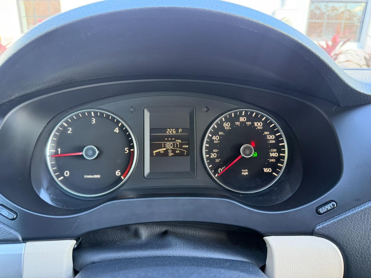 2012 Volkswagen Jetta Sedan 4dr DSG TDI Jacksonville FL