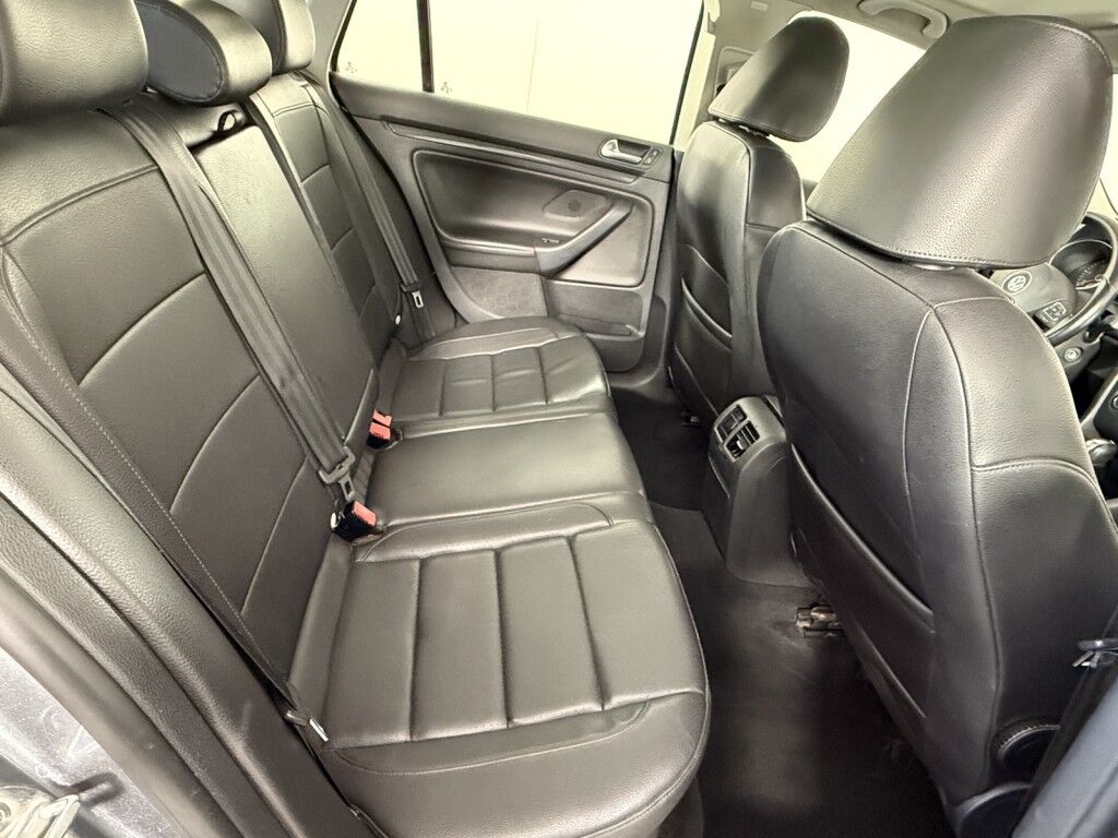 2012 Volkswagen Jetta SportWagen 2.0L TDI Maumee OH
