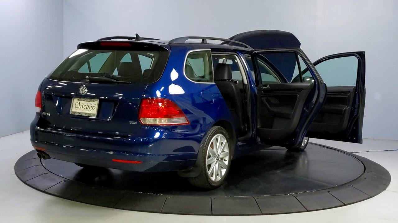 2012 Volkswagen Jetta SportWagen TDI w/Sunroof & Nav Glendale Heights IL