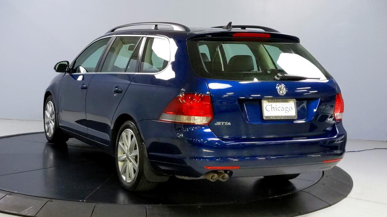 2012 Volkswagen Jetta SportWagen TDI w/Sunroof & Nav Glendale Heights IL