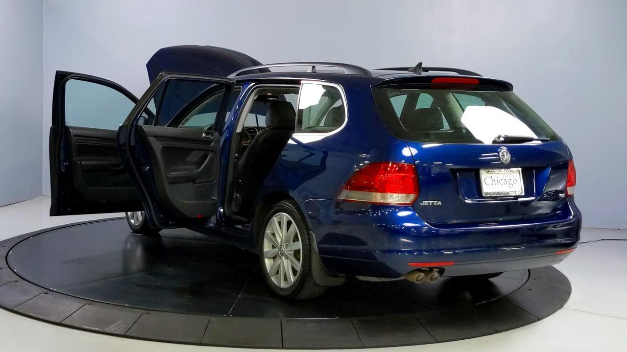 2012 Volkswagen Jetta SportWagen TDI w/Sunroof & Nav Glendale Heights IL