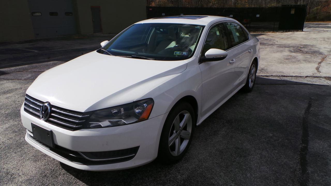 2012 Volkswagen Passat 2.5 SE